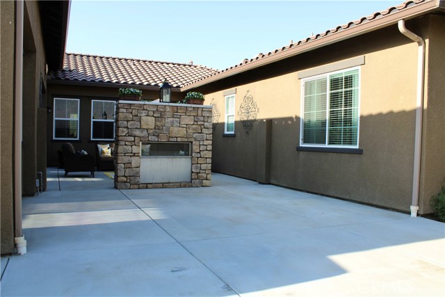 Image 40 of 44 For 2633 Silvervale Street