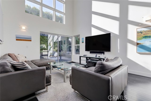 636 27th Street, Manhattan Beach, California 90266, 4 Bedrooms Bedrooms, ,3 BathroomsBathrooms,Residential,Sold,27th,SB21265016