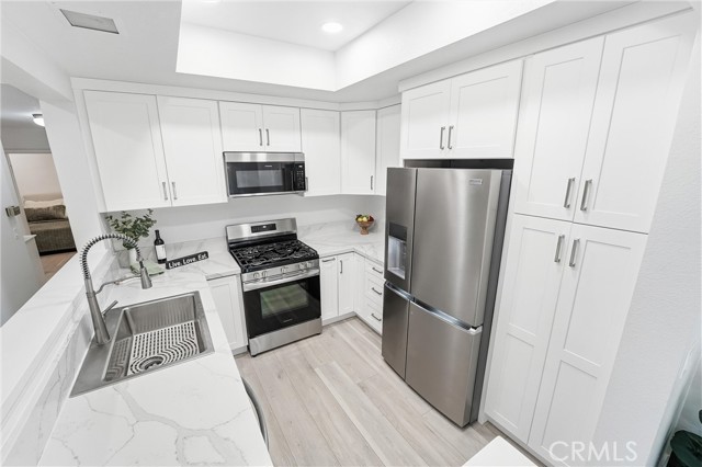 Detail Gallery Image 14 of 52 For 7322 Yellowtail Drive #104,  Huntington Beach,  CA 92648 - 2 Beds | 2 Baths