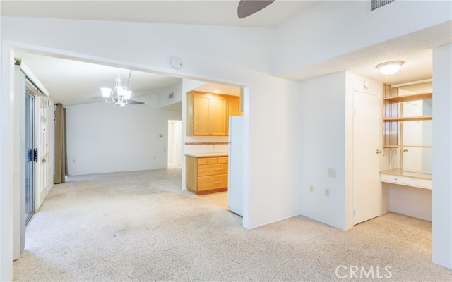 Detail Gallery Image 18 of 45 For 19202 Avenue of the Oaks a,  Newhall,  CA 91321 - 2 Beds | 2 Baths