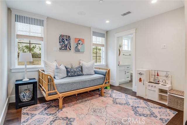 2116 Chelsea Road, Palos Verdes Estates, California 90274, 5 Bedrooms Bedrooms, ,1 BathroomBathrooms,Residential,Sold,Chelsea,SB22026141