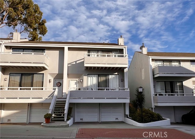 Front Image Thumbnail for CROC26046534