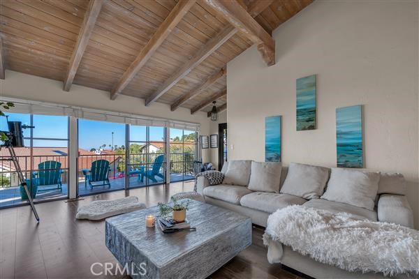 Detail Gallery Image 3 of 30 For 2564 via Sanchez, Palos Verdes Estates,  CA 90274 - 4 Beds | 2/1 Baths