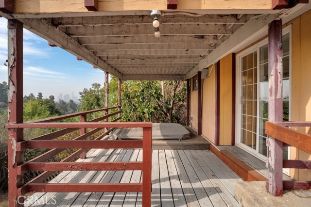 2052 N Alvarado N Street, Los Angeles CA: https://media.crmls.org/medias/12abd36a-20a5-438c-b9d2-3f6d90738407.jpg