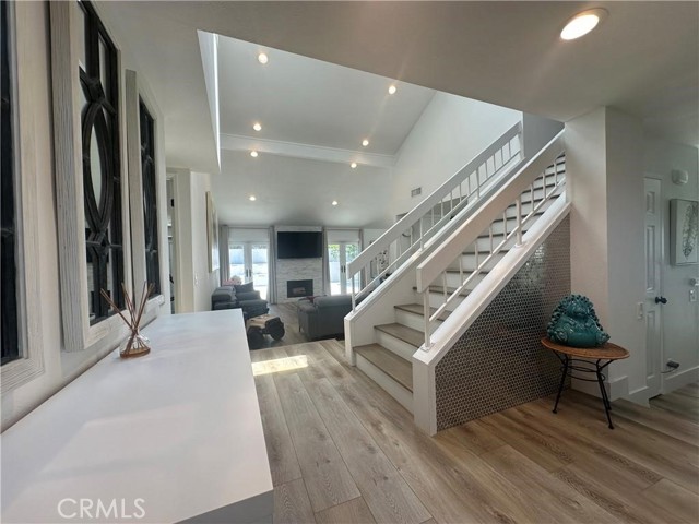 Detail Gallery Image 7 of 52 For 13 Blue Ridge, Irvine,  CA 92620 - 5 Beds | 3/1 Baths