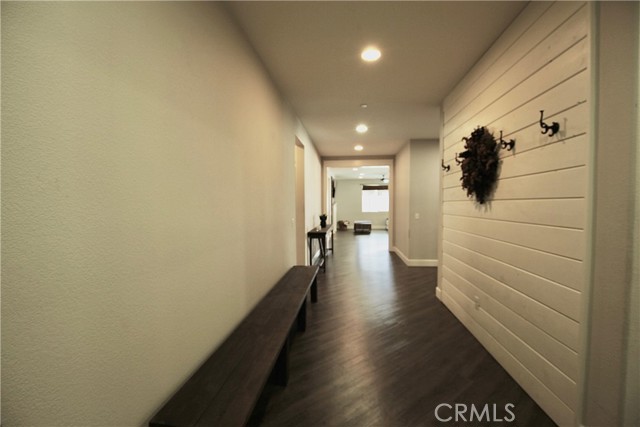 Detail Gallery Image 4 of 30 For 31811 Reinhardt Ct, Menifee,  CA 92584 - 4 Beds | 3 Baths