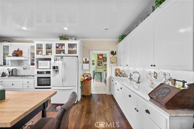 Detail Gallery Image 30 of 75 For 13678 Scenic Crest Dr, Yucaipa,  CA 92399 - 4 Beds | 2/1 Baths