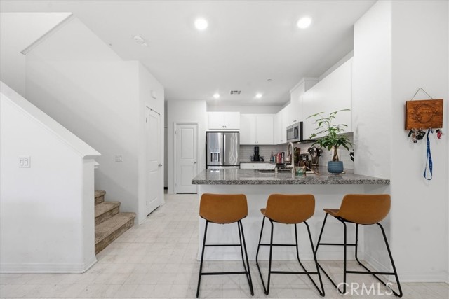 Detail Gallery Image 4 of 33 For 15952 Lasselle St #3,  Moreno Valley,  CA 92551 - 3 Beds | 2/1 Baths