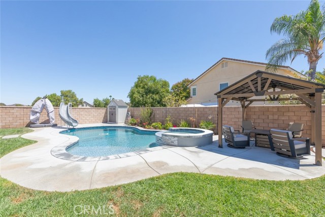 32762 Forgecroft Street, Menifee CA: https://media.crmls.org/medias/12ac306f-f92c-4efe-b1d0-12f4e46a1434.jpg