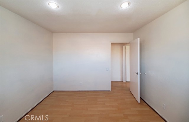 Detail Gallery Image 31 of 34 For 10532 Royal Oak, Stanton,  CA 90680 - 4 Beds | 2 Baths