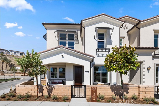 Detail Gallery Image 1 of 1 For 212 Siena Court Cir, Walnut,  CA 91789 - 4 Beds | 3 Baths