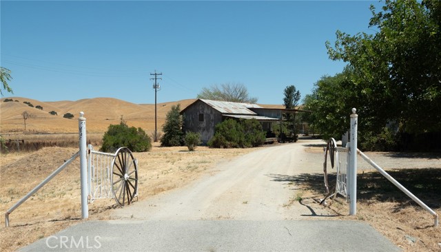 Detail Gallery Image 17 of 37 For 65653 Bradley Rd, Bradley,  CA 93426 - 3 Beds | 2 Baths