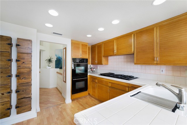 46 Saint Tropez, Laguna Niguel CA: https://media.crmls.org/medias/12ae1bb3-0106-4336-94d5-436168ef3d16.jpg