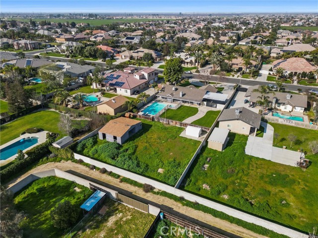 Detail Gallery Image 36 of 37 For 14825 Henderson Ave, Bakersfield,  CA 93314 - 3 Beds | 2 Baths