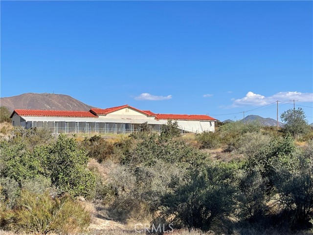 Detail Gallery Image 1 of 7 For 32701 Red Mountain Rd, Hemet,  CA 92544 - 3 Beds | 2 Baths