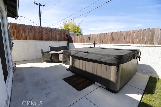 3 Bed Home for Sale in Hawthorne, California
