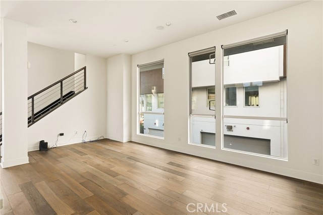 Detail Gallery Image 9 of 25 For 2201 Tom Mix, Silver Lake Los Angeles,  CA 90026 - 2 Beds | 2/1 Baths