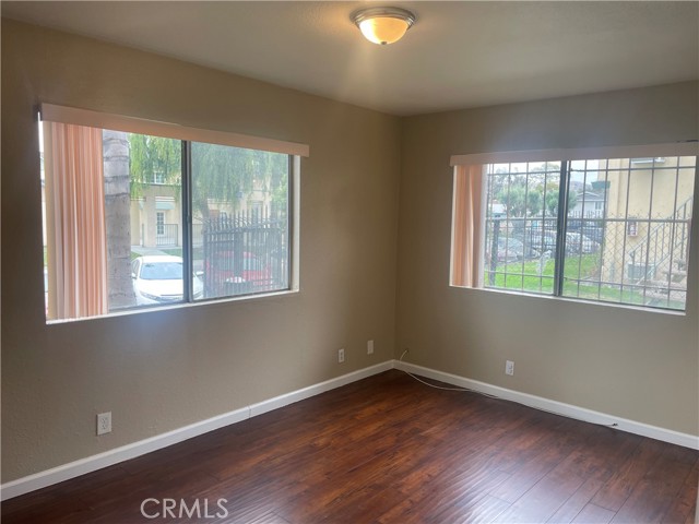 Detail Gallery Image 3 of 9 For 383 Orchid Ln a,  Pomona,  CA 91766 - 2 Beds | 1 Baths