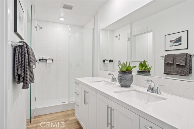 Detail Gallery Image 16 of 17 For 2392 Haley Point Dr #103,  Ventura,  CA 93003 - 2 Beds | 2/1 Baths