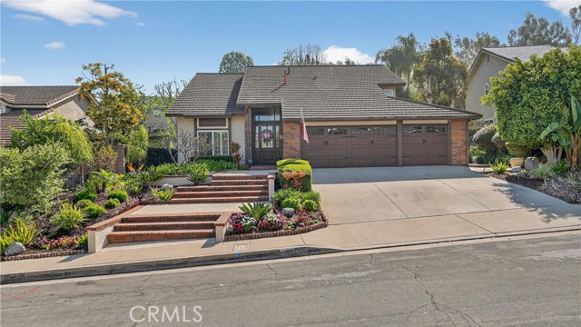 Detail Gallery Image 3 of 44 For 6624 E Leafwood, Anaheim,  CA 92807 - 4 Beds | 2/1 Baths