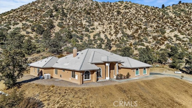 Detail Gallery Image 2 of 48 For 7800 Buena Vista Rd, Wrightwood,  CA 92397 - 5 Beds | 4/1 Baths