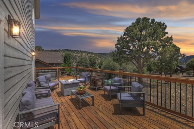 Detail Gallery Image 3 of 50 For 1215 Valley View Dr, Big Bear City,  CA 92314 - 5 Beds | 3/1 Baths