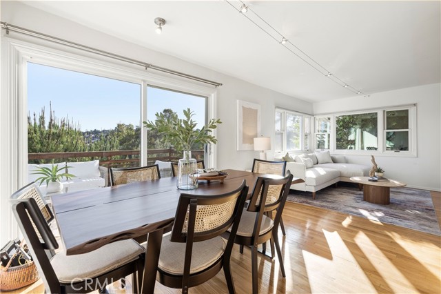 Detail Gallery Image 13 of 74 For 8615 Skyline Dr, Los Angeles,  CA 90046 - 3 Beds | 3 Baths