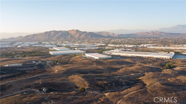 20642 Iris Canyon Road, Riverside CA: https://media.crmls.org/medias/12b20fff-a23c-4092-b95b-7b94f94efd77.jpg