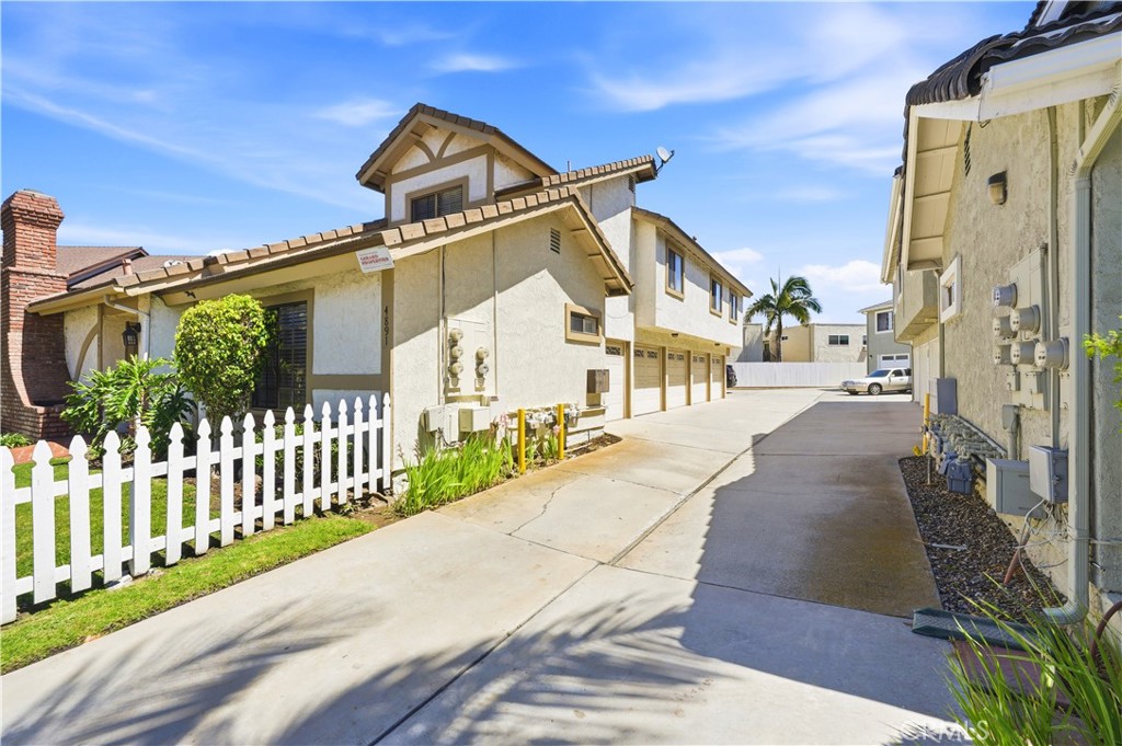 MLS #OC26119463 image #31