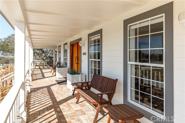 Detail Gallery Image 6 of 75 For 1630 Cumbre Rd, Paso Robles,  CA 93446 - 3 Beds | 4/1 Baths