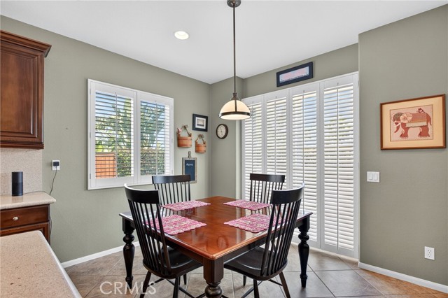 Detail Gallery Image 10 of 60 For 33888 Madrigal Ct, Temecula,  CA 92592 - 5 Beds | 3 Baths