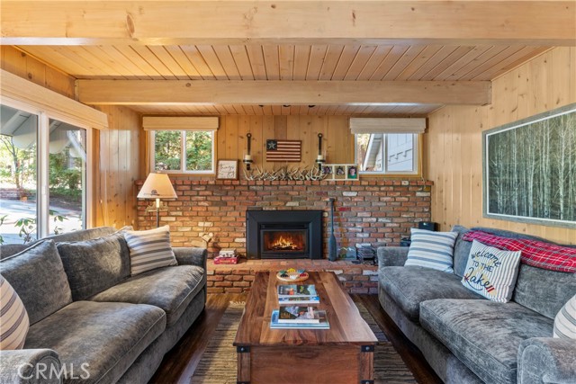 Detail Gallery Image 7 of 68 For 27685 High Knoll Rd., Lake Arrowhead,  CA 92352 - 4 Beds | 4 Baths