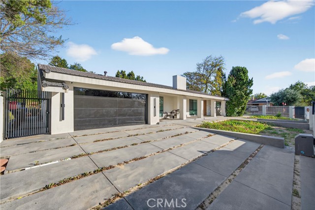 Detail Gallery Image 5 of 62 For 20431 Germain, Chatsworth,  CA 91311 - 5 Beds | 3/1 Baths