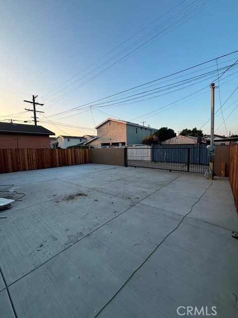 Detail Gallery Image 3 of 3 For 905 E 113th St, Los Angeles,  CA 90059 - – Beds | – Baths