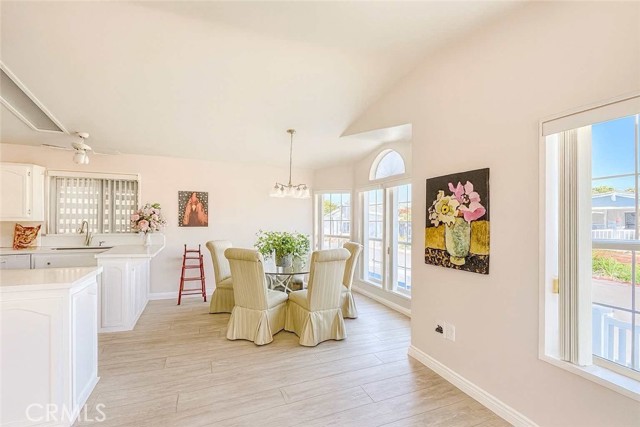 Detail Gallery Image 33 of 58 For 16451 Makaha Ln, Huntington Beach,  CA 92649 - 2 Beds | 2 Baths
