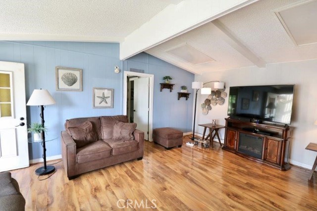 746 Village Lake Mall, Brea CA: https://media.crmls.org/medias/12b4fce5-2542-4edb-83ac-30e66e8396a4.jpg