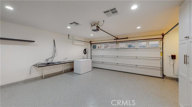 Detail Gallery Image 48 of 50 For 3119 Mesa Verde Dr, Burbank,  CA 91504 - 4 Beds | 3 Baths