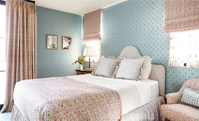 Image 18 of 31 For 2571 Vista