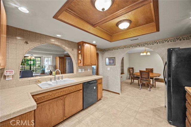 Detail Gallery Image 14 of 52 For 5537 N Stoddard, San Bernardino,  CA 92407 - 3 Beds | 2 Baths