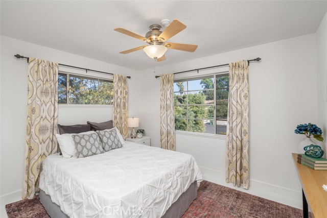 Detail Gallery Image 17 of 29 For 6461 Penfield Ave, Woodland Hills,  CA 91367 - 4 Beds | 2 Baths