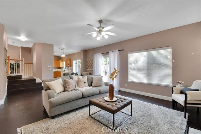 1882 Hunji Drive, Yuba City CA: https://media.crmls.org/medias/12b79796-bf90-435f-aa0c-011735baf363.jpg