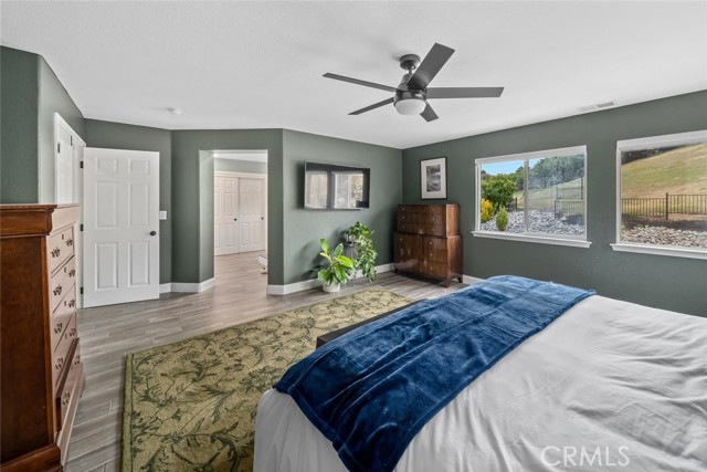 332 Susannah Lane, Paso Robles CA: https://media.crmls.org/medias/12b7bbb8-489a-49f0-996f-62ef803a9a7f.jpg