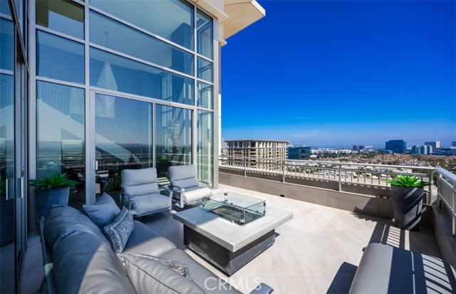 Detail Gallery Image 12 of 64 For 8155 Scholarship, Irvine,  CA 92612 - 3 Beds | 3/1 Baths