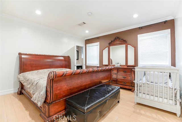 13353 Sylvan Street, Van Nuys CA: https://media.crmls.org/medias/12b8a09f-470a-4db6-9bf5-d4ade6797313.jpg