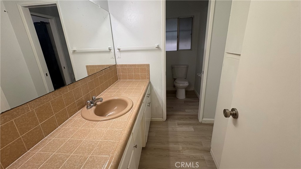 https://media.crmls.org/medias/12babbf3-90ea-407f-834a-cd2b1bc8d0f6.jpg?preset=X-Large