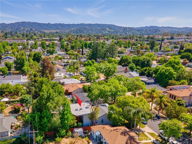 5762 Andasol Avenue, Encino CA: https://media.crmls.org/medias/12bb68ac-a57c-4e1a-b710-84f794396ef7.jpg