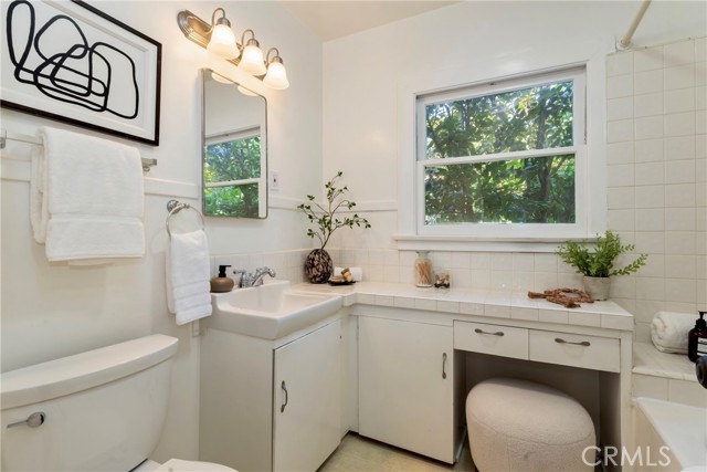 667 West Grandview photo 40