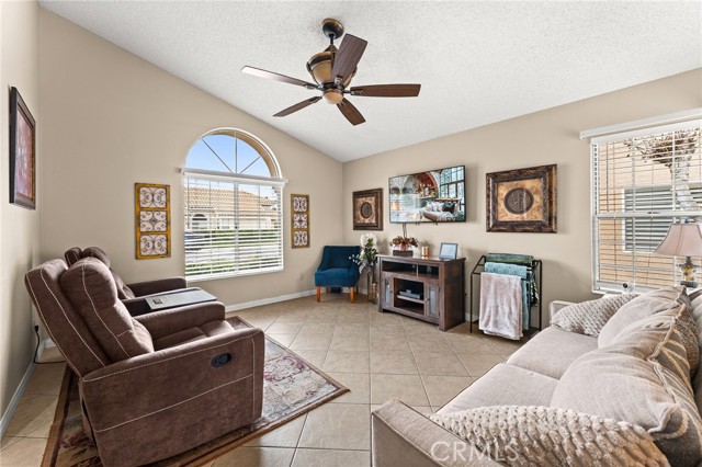 Detail Gallery Image 6 of 52 For 1154 Fairway Oaks, Banning,  CA 92220 - 2 Beds | 2 Baths