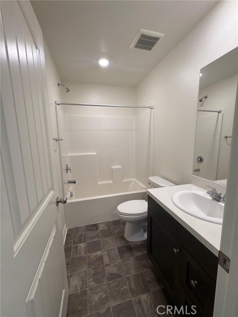 6598 Smith Rock Court, Jurupa Valley CA: https://media.crmls.org/medias/12bdae2c-066b-4878-9ace-f4cde3cc0a6b.jpg