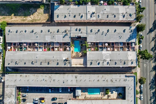 Detail Gallery Image 21 of 22 For 7924 Woodman Ave #78,  Panorama City,  CA 91402 - 2 Beds | 2 Baths